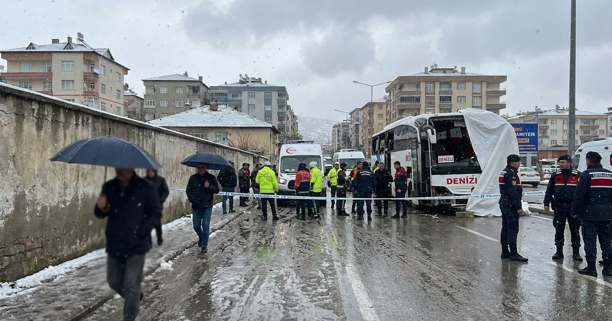 Denizli Otobüs Faciasında Kimler Vefat Etti? Manisa'nın Acı Kaybı - Manisa Bakış
