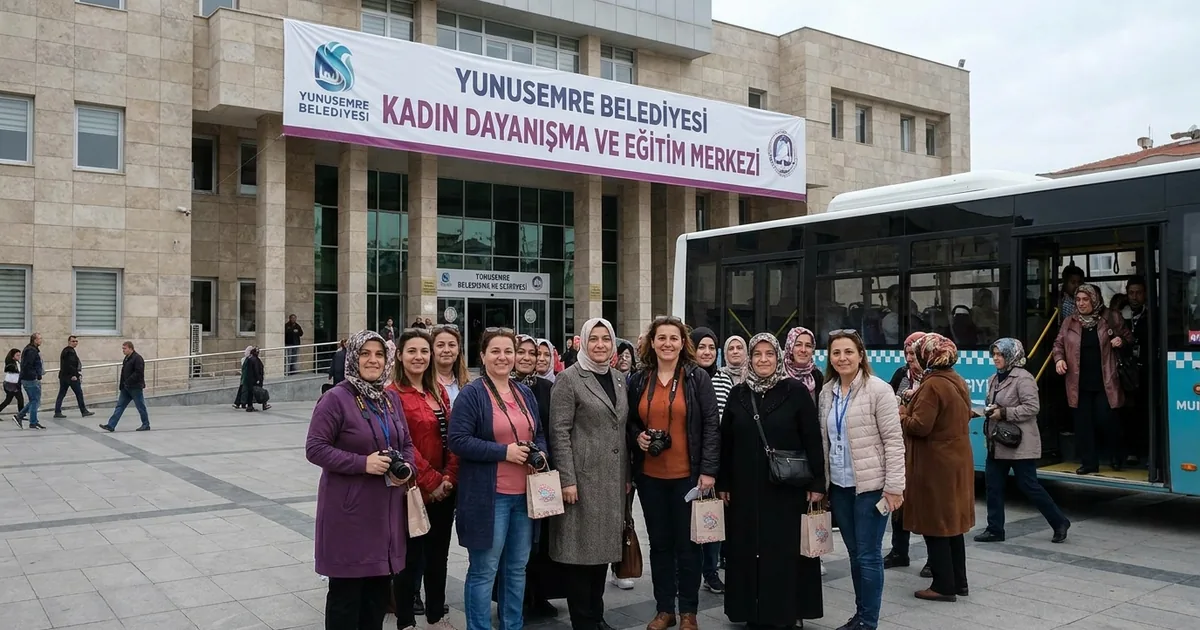 Yunusemreli kadınlar İzmir’i gezdi: Tarih ve kültür turu