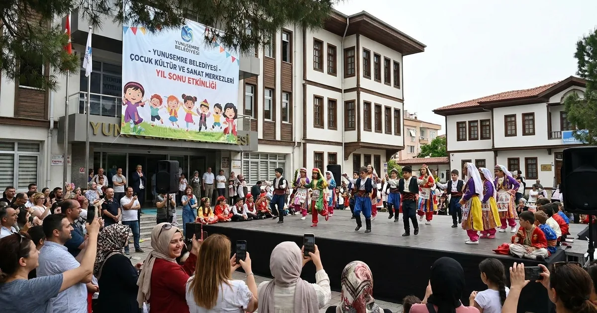 450 minik yetenek sahnede: Aileler gurur dolu anlar yaşadı