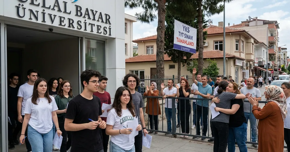 YKS'nin İlk Oturumu TYT, Manisa Dahil 81 İlde Tamamlandı - Manisa Bakış