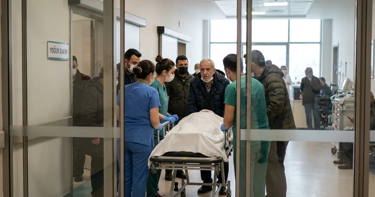 Manisa’da cenazede kalp krizi: Emekli eğitimci yoğun bakımda