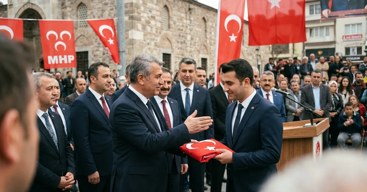 MHP Manisa’da yeni dönem: Nurullah Savaş il başkanı oldu
