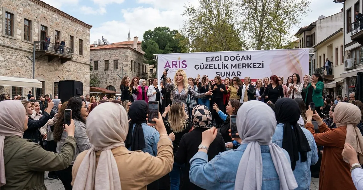 Seda Sayan Manisa'da sahne aldı: Kadınlar pistten inmedi - Manisa Bakış