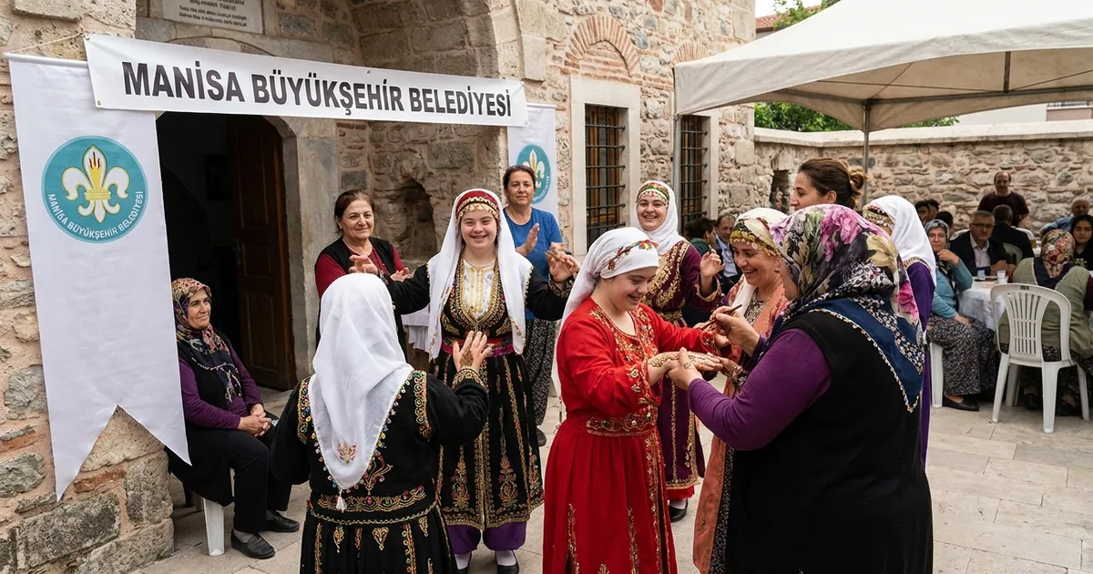 Down sendromlu genç kızlar kına gecesinde doyasıya eğlendi - Manisa Bakış