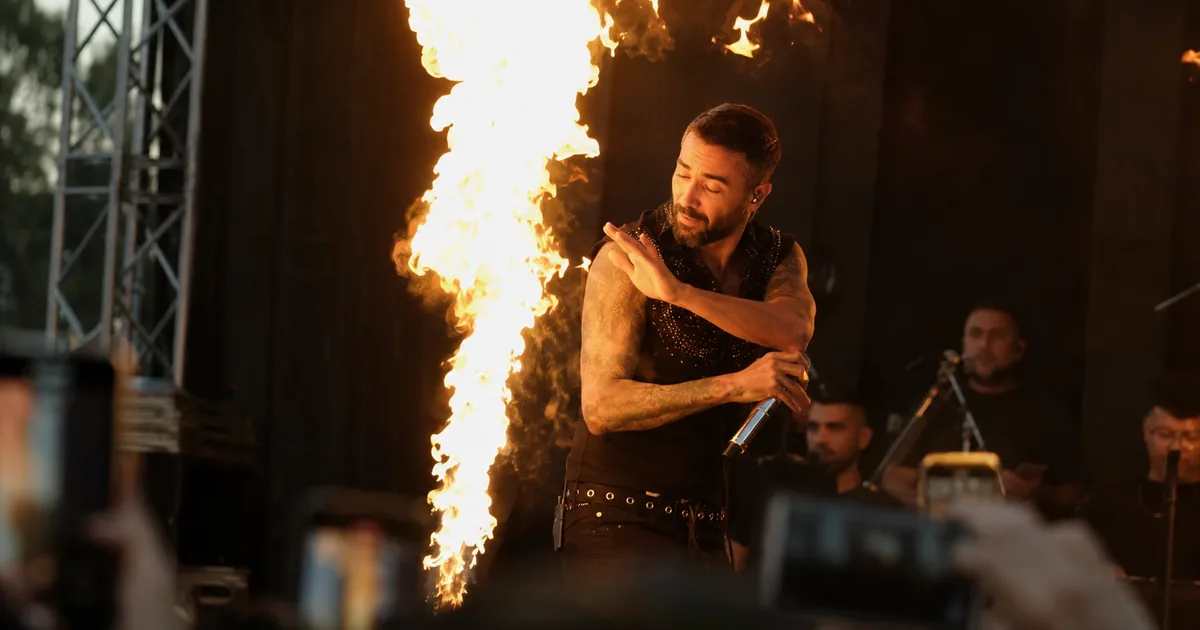 Göztepe konserinde alev kazası! Tan Taşçı son anda kurtuldu - Manisa Bakış
