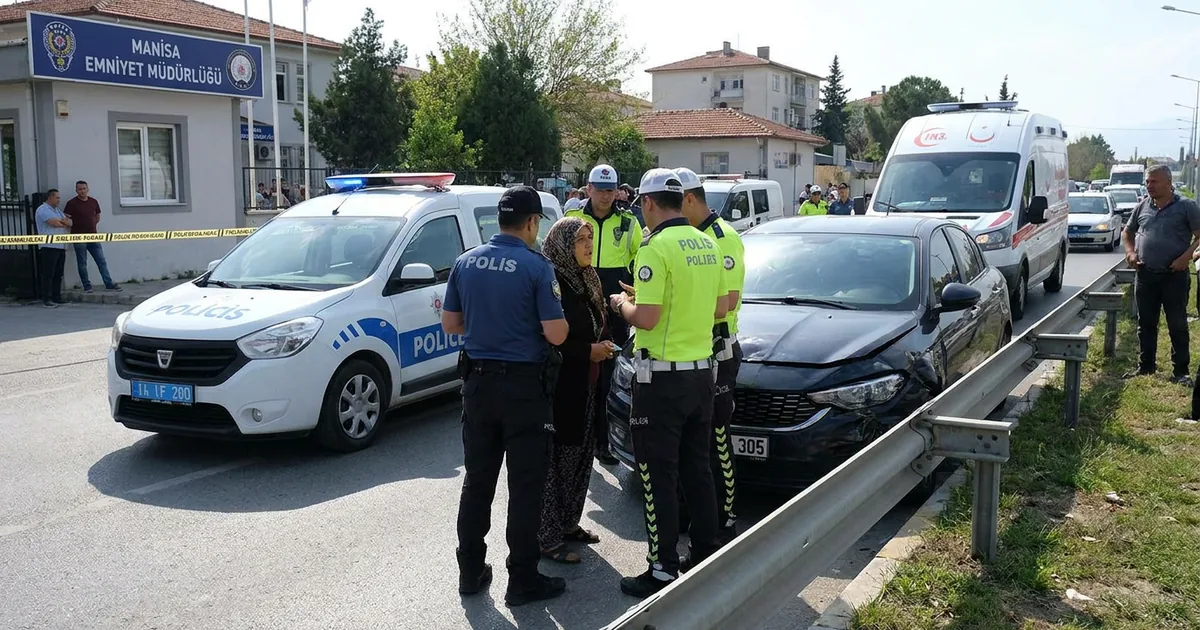 Manisa'da 'Anksiyetem Tuttu' Deyip Polisten Kaçan Sürücüye Yarım - Manisa Bakış
