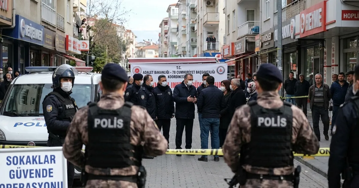78 Başsavcılık düğmeye bastı: Suç örgütlerine büyük darbe - Manisa Bakış