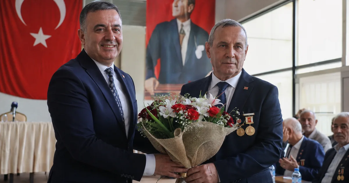 Alaşehir Gaziler Derneği'nde 4. kez Osman Saraç dönemi - Manisa Bakış
