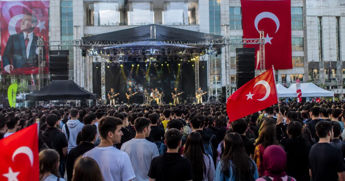 Yunusemre'de 19 Mayıs coşkusu: Gençler şölende buluştu - Manisa Bakış