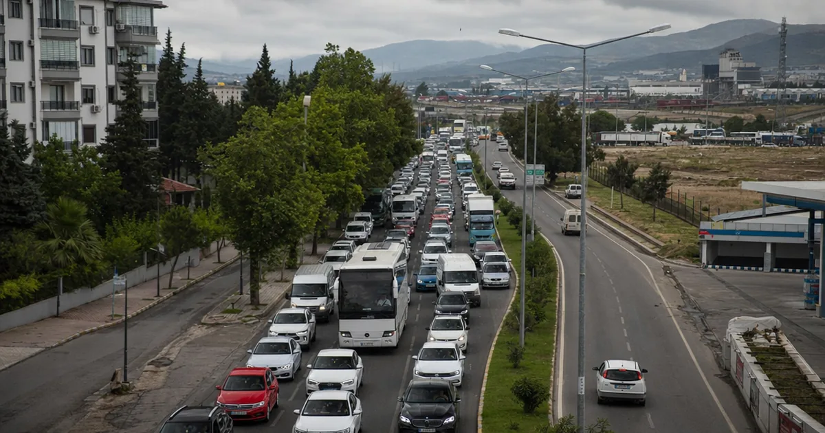 Manisa ve 43 İl Arası Bayram Trafiği Havadan Görüntülendi - Manisa Bakış