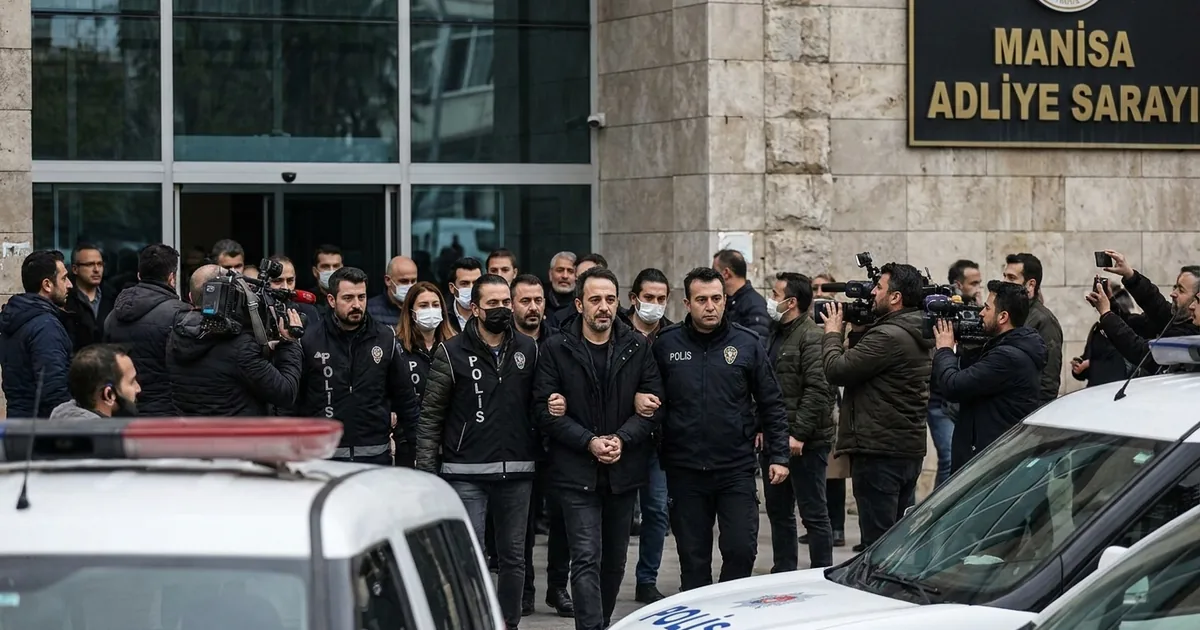 "Para toplamadık, bilgi aktardık" Oğuzlam Uğur'dan ifade - Manisa Bakış