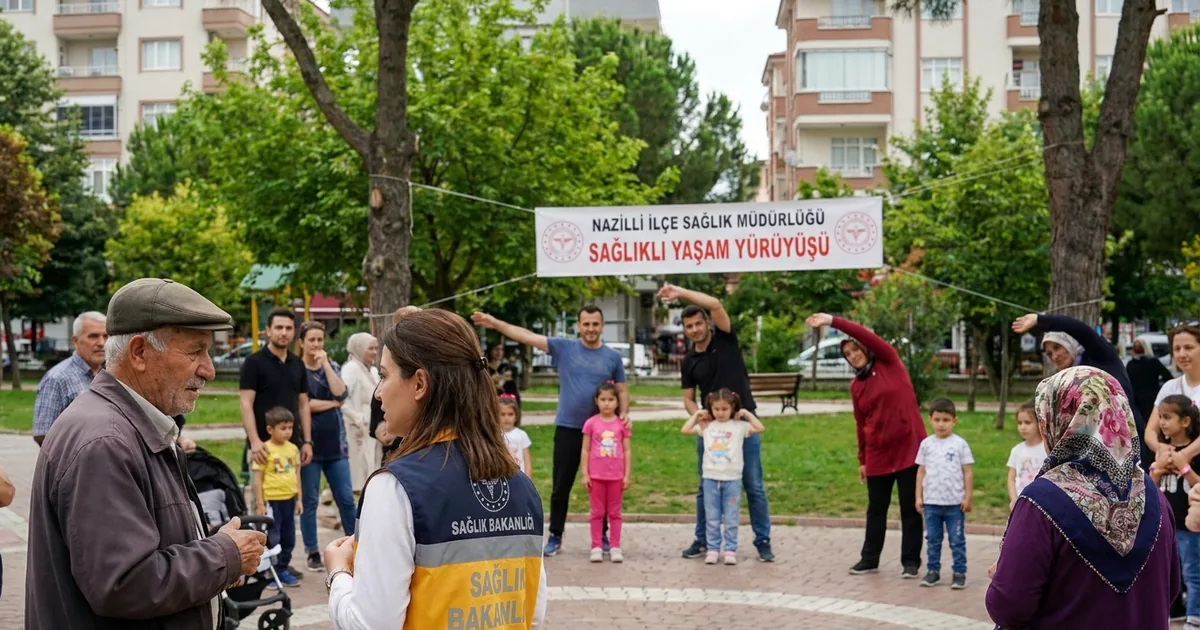 Nazilli'de vatandaşlar sağlıklı yaşam için parkta buluştu - Manisa Bakış