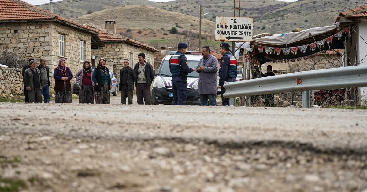 Kına gecesinde pompalı tüfekli saldırı: 1 ölü, 4 yaralı - Manisa Bakış