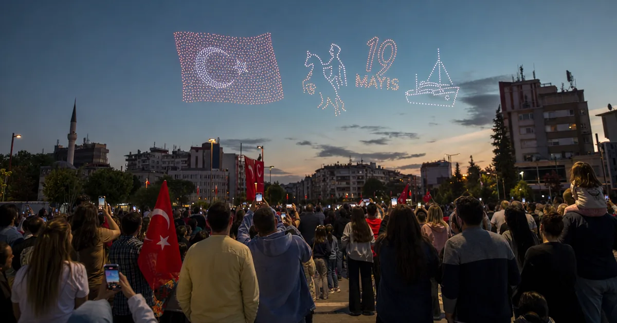 300 Drone ile 19 Mayıs Coşkusu: Manisa Gökyüzü Işıklarla Şenlendi - Manisa Bakış