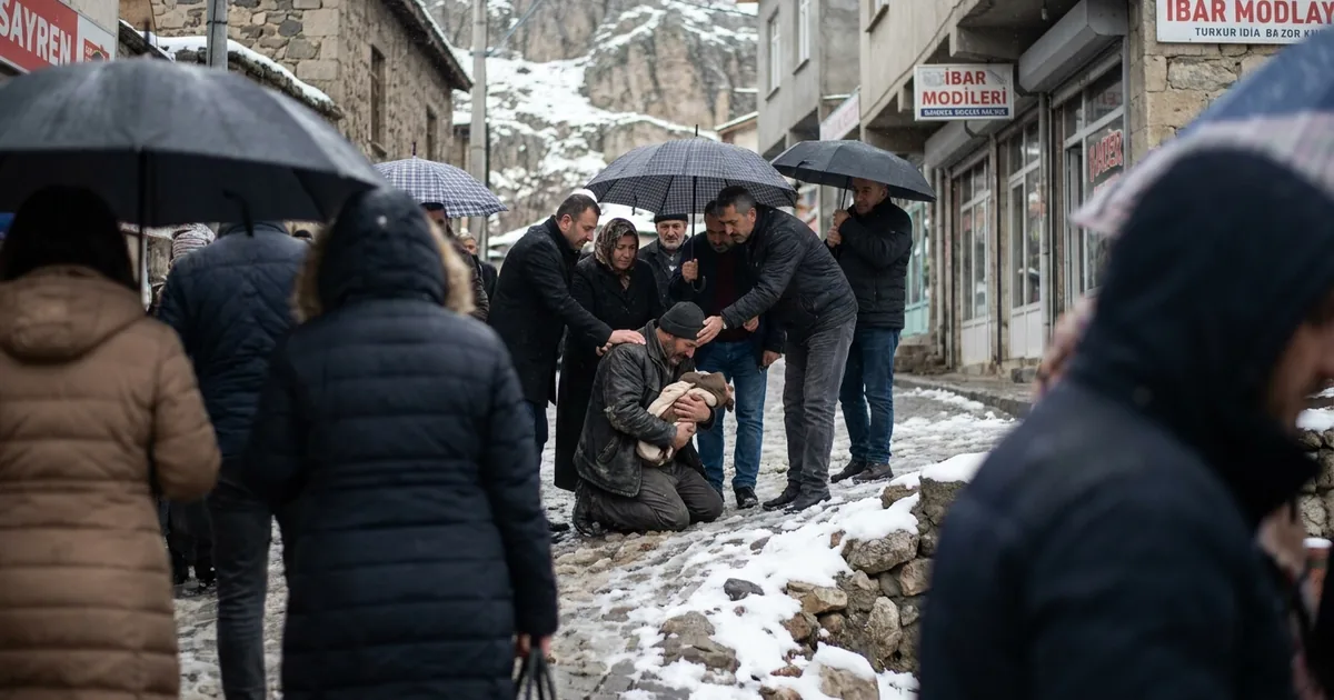 Kayseri'de babasının kucağındaki 3 yaşındaki bebek öldü - Manisa Bakış