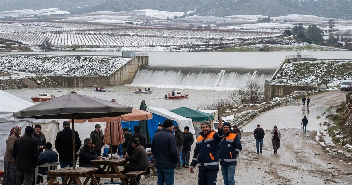 Manisa'da Buldan Barajı doldu taştı, çiftçinin yüzü güldü - Manisa Bakış